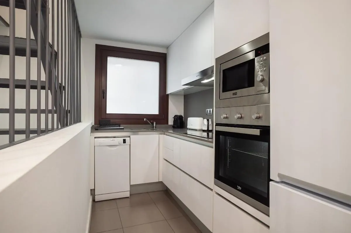 Modern And Bright 4Bd Triplex In Paralel! Barcelona Espanha